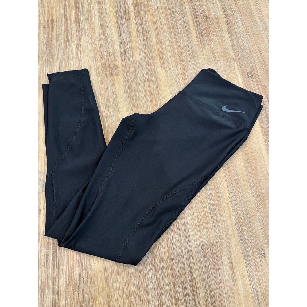 NIKE POWER PANEL WORKOUT LEGGINGS SIZE SMALL. Small tear on one leg (pictured).
